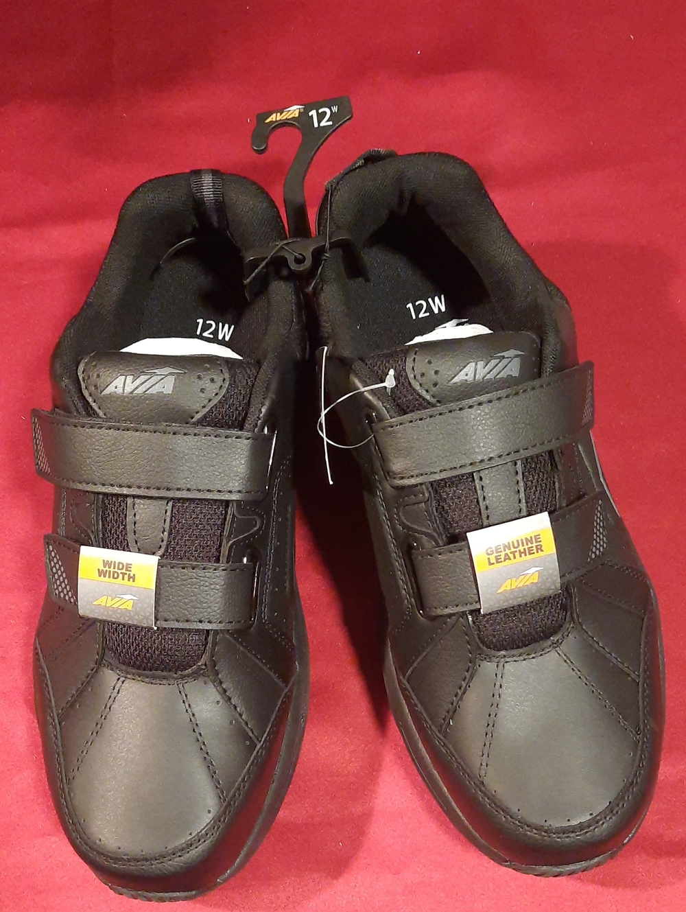 Avia Mens Black Leather Velcro Wide-Width Sneakers